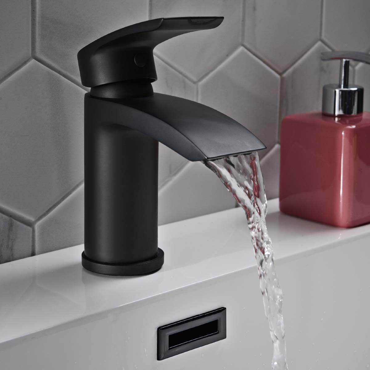 Bellknee Mono Basin Mixer Tap