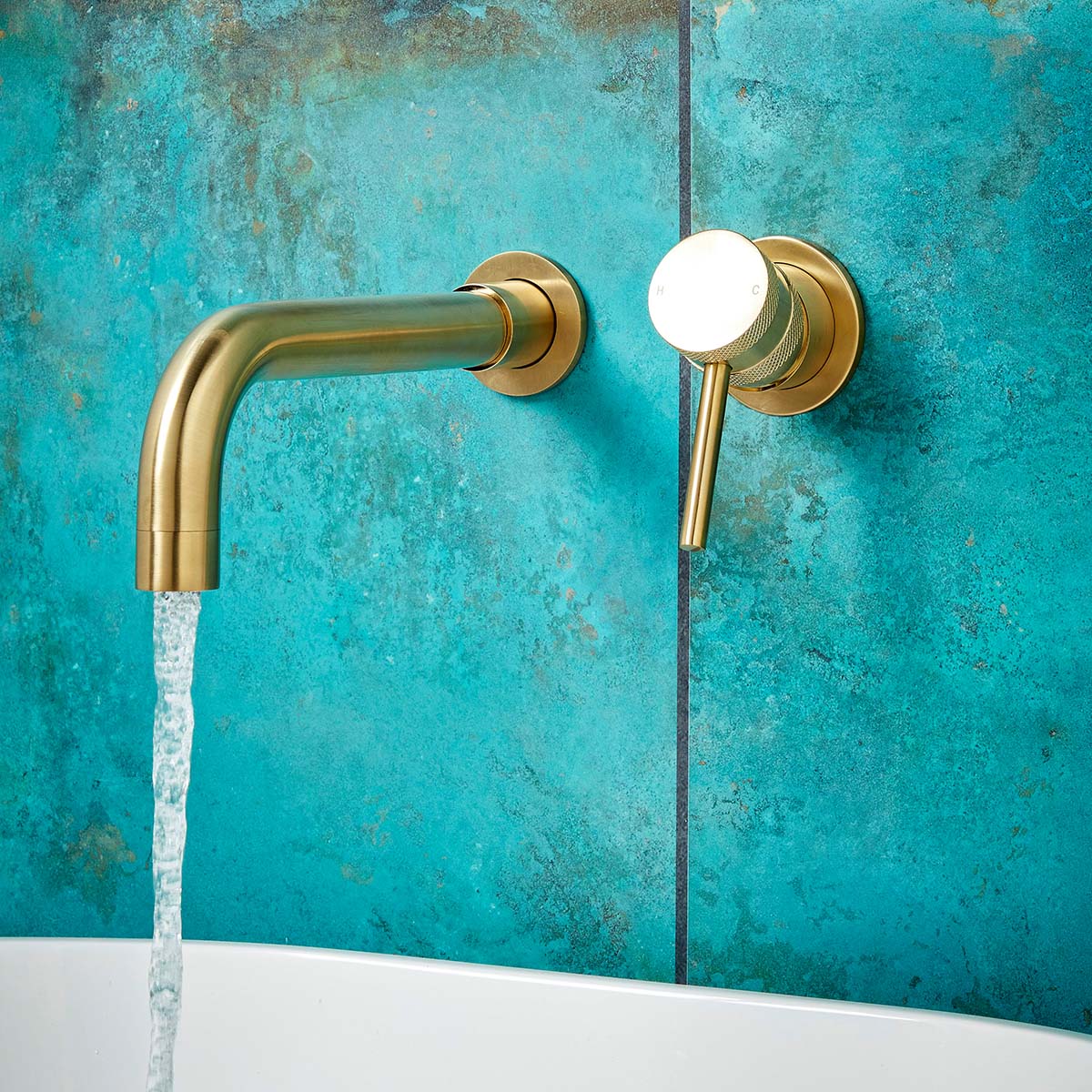 Qore Wall Mounted Basin Tap