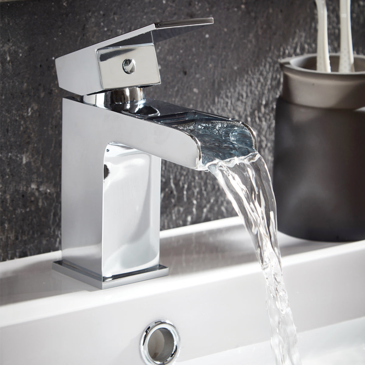 Wintoria Monso Basin Mixer with Push Waste