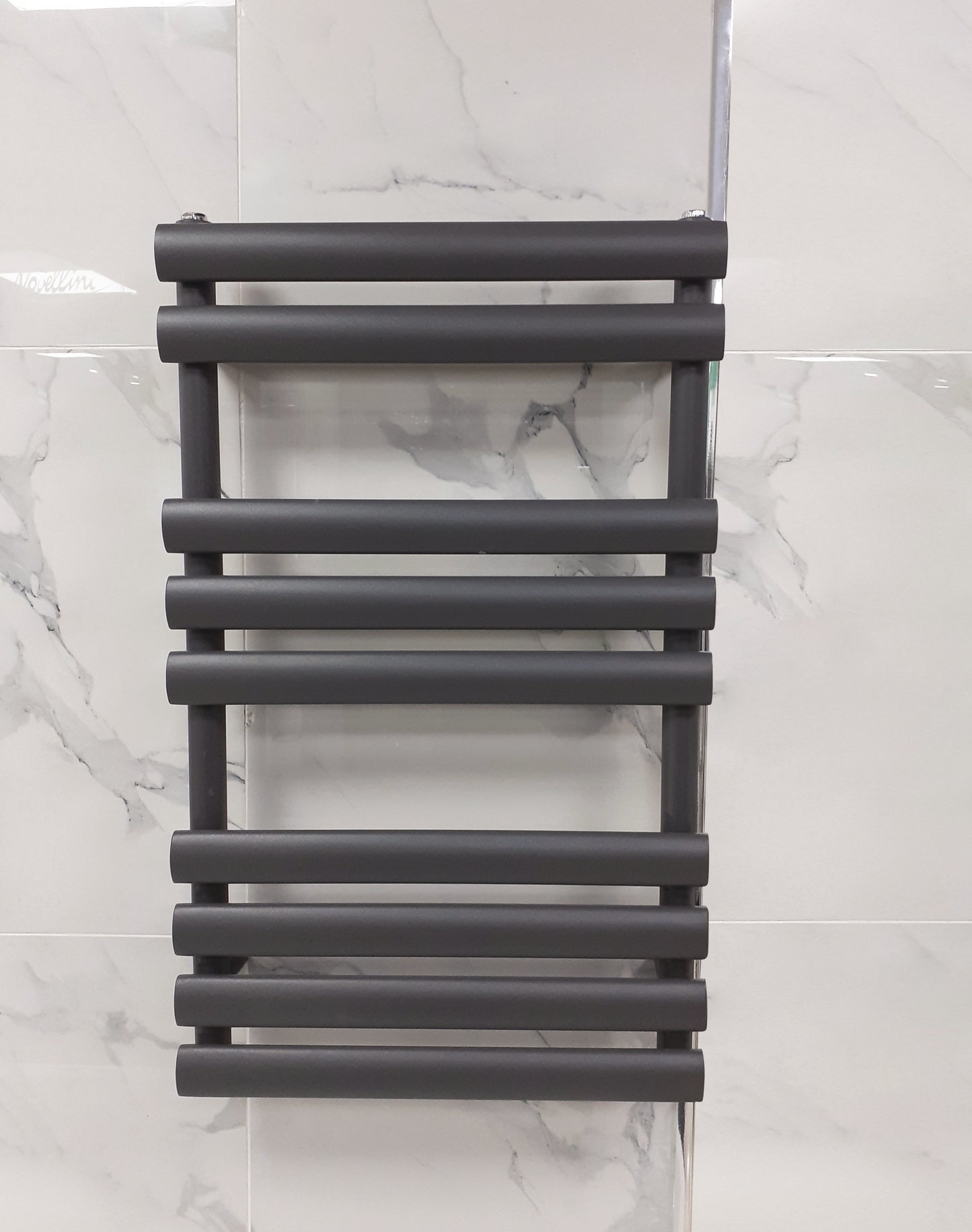 isumm™ Oval vertical towel rail