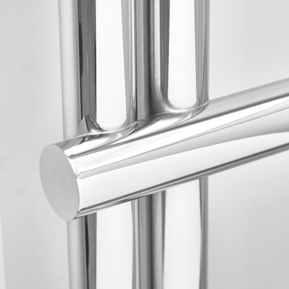 ISUMM™RANI DESIGNER Towel Radiator